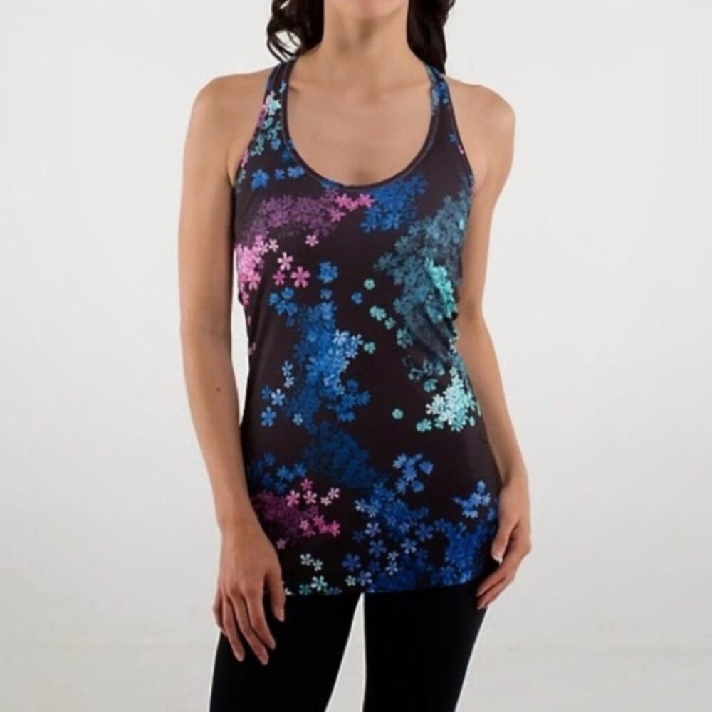 Lululemon tank top